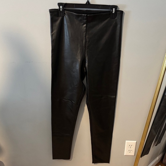 Anthropologie Joie Black Vegan Faux Leather Pull On Leggings Slimming Large - Picture 2 of 7